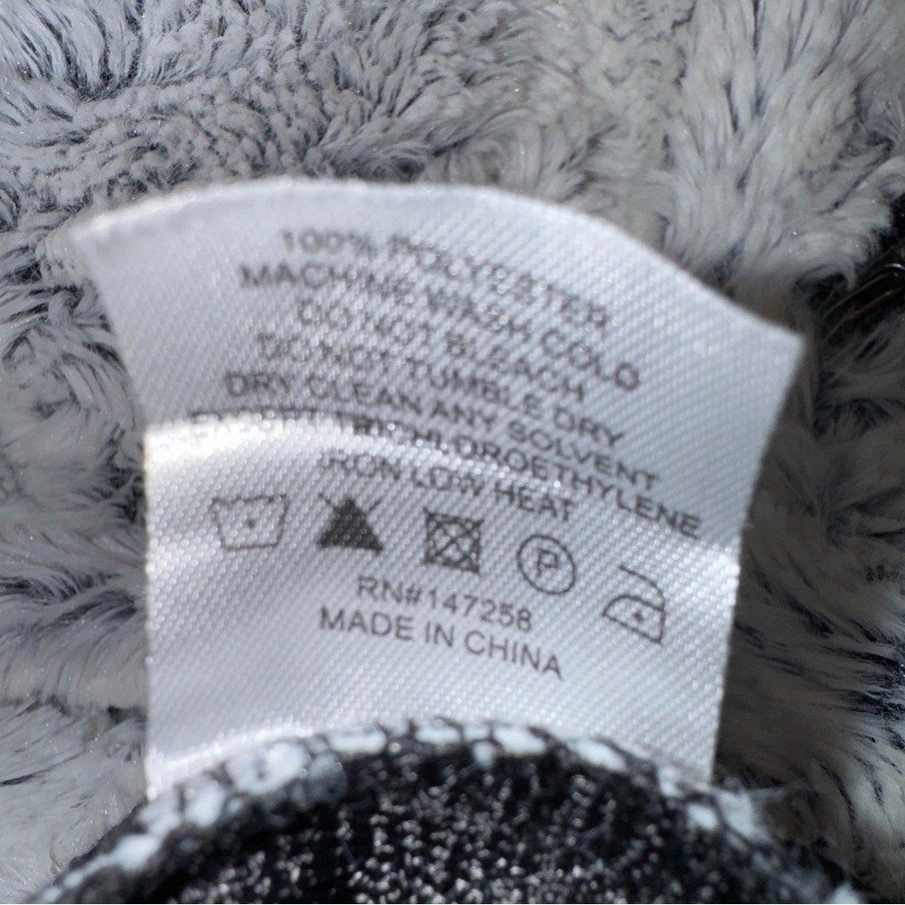Simply Southern Sherpa Pullover Woman’s - Picture 7 of 7